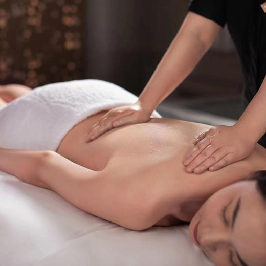 【深坑酒店】洲际主席豪华套房入住1晚+双人早餐客房送餐+礼遇+红酒1瓶+迷你吧+豪华轿车接送往返虹桥机场+渔火餐厅双人晚餐+双人SPA1次（需提前预约）+视酒店客情而定延迟退房至下午4点 商品图12