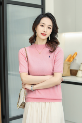 【韩国柏奥玛2023春夏百搭女装时尚针织短袖22861款】100%澳洲进口绵羊毛，双向调温，吸湿排汗​ ，圣罗兰同款