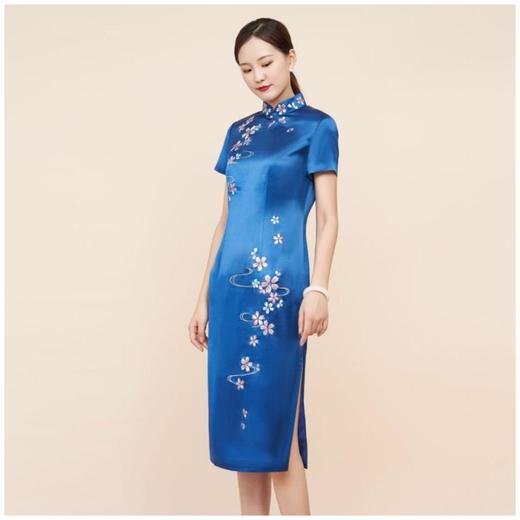 3楼 陶玉梅淬蓝樱花旗袍 商品图1