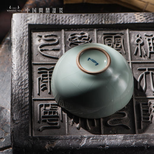 问鼎汝瓷鼎峰系列天青老款恋花杯 商品图3
