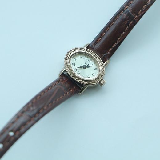 福利不退换  日本经典复古mini表盘手表小金表小银表 复古雕花皮带&缎带式表带贝母表盘 清仓不退不换 商品图6