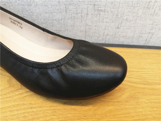 2021豪行春秋新款21167801真皮浅口休闲中跟女鞋单鞋皮鞋专柜正品 商品图3