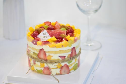 【水果缤纷】动物奶油、鲜鲜水果、原味蛋糕胚；阳光刚刚好，真新鲜、好美味，缤纷水果、五彩祝福~ 商品图1