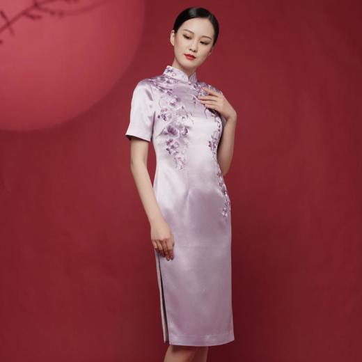 3楼 陶玉梅醋酸缎面刺绣礼服旗袍 商品图3