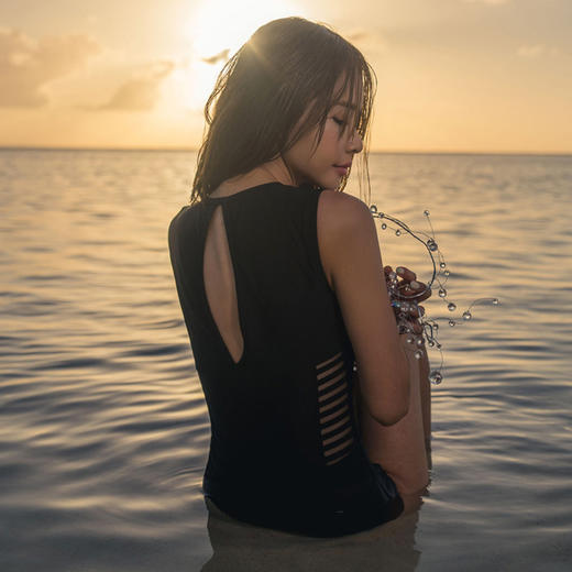 【显瘦、高腰、遮肚泳衣】新款连体泳衣女款显瘦保守游泳衣女式性感温泉泳装 商品图1