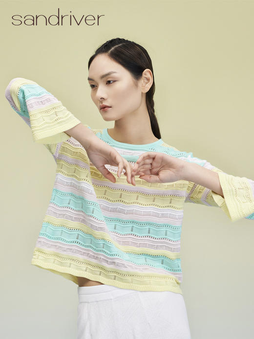 喇叭袖彩条挑孔上衣 SJS95W040K 商品图0