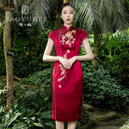 3楼 陶玉梅醋酸缎绣(繁花似锦)旗袍 商品图0