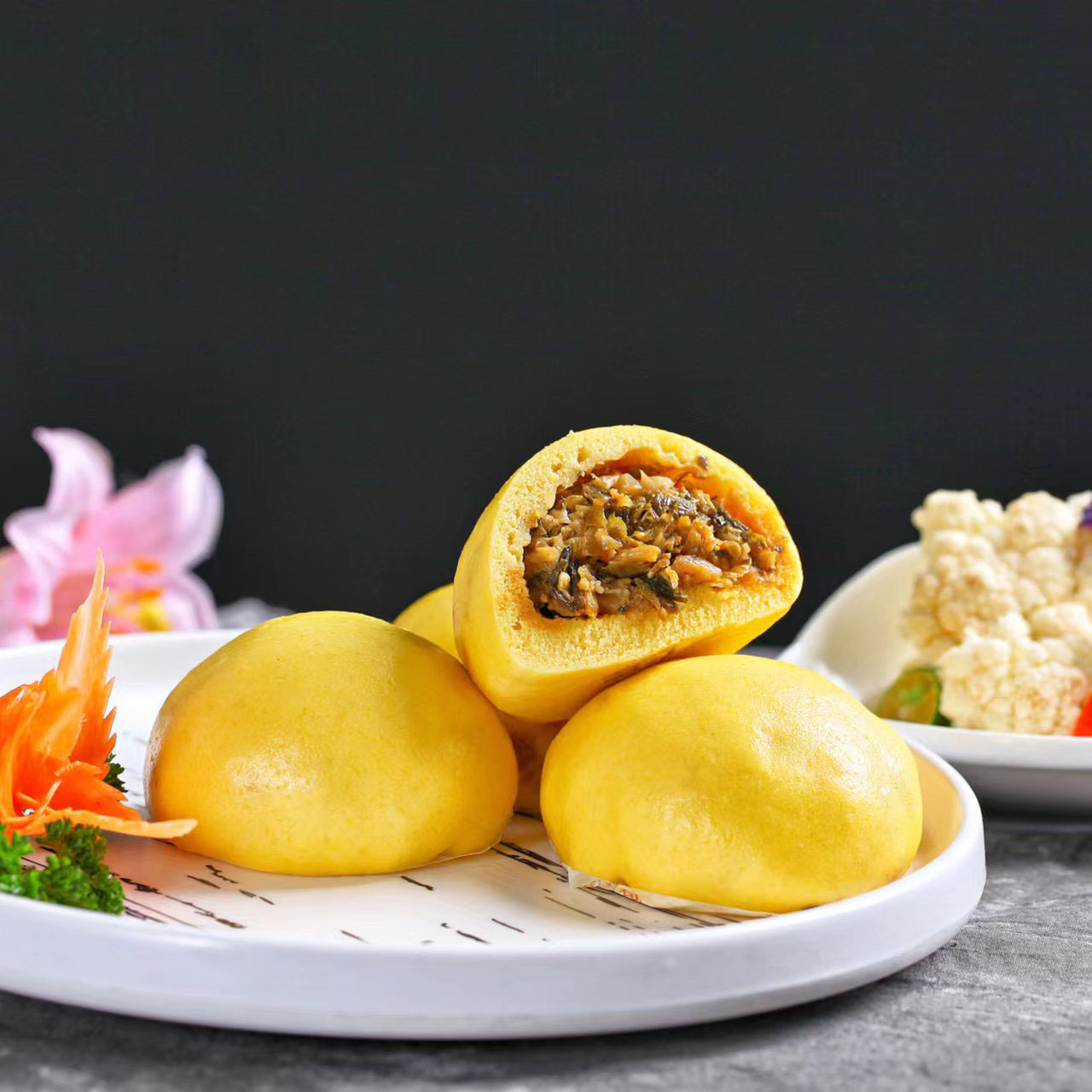 黄金菜团子，30个组合，传统工艺，皮薄馅足，粗粮细作，营养均衡，软糯可口，野菜清香扑鼻，蒸一蒸就能吃，吃粗粮才健康M