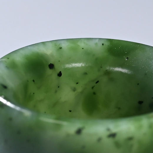 清代和田碧玉扳指儿 商品图7