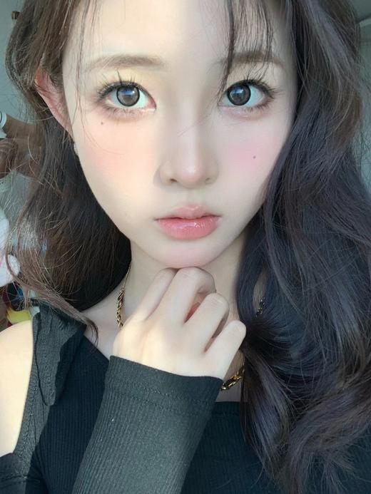 Kumicon 微光黑 月抛 直径14.2 着色13.4 含水42% 基弧8.6 商品图13