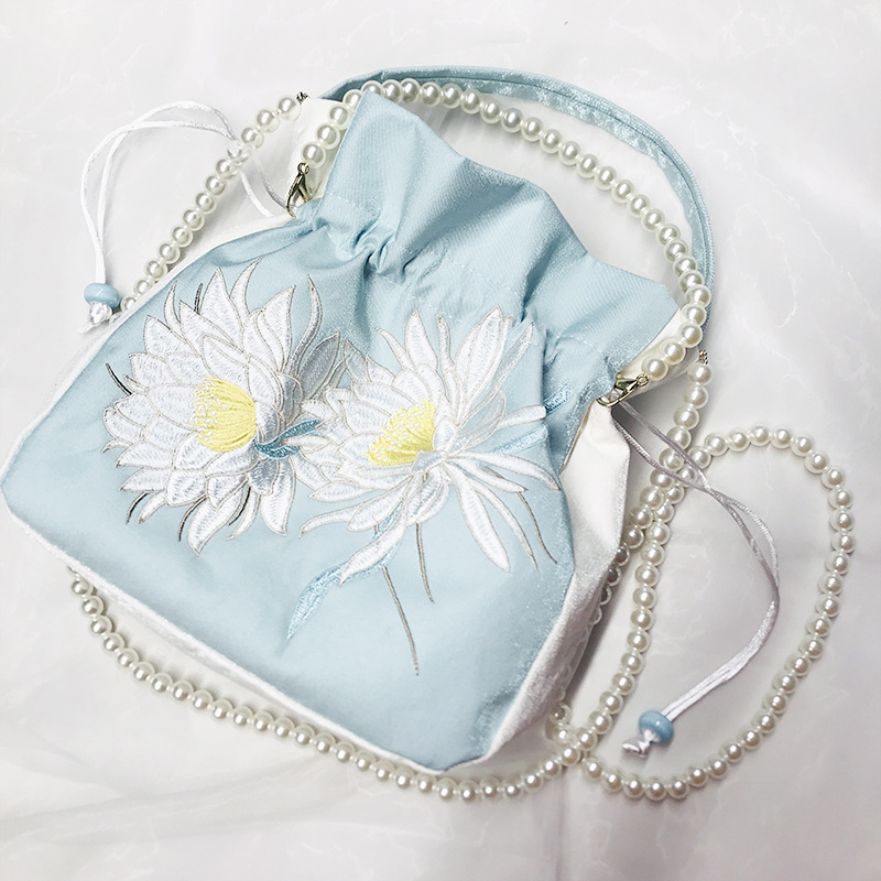 1111112022-10 -18 210740