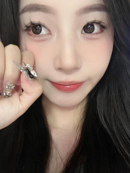 Kumicon 微光黑 月抛 直径14.2 着色13.4 含水42% 基弧8.6 商品图6