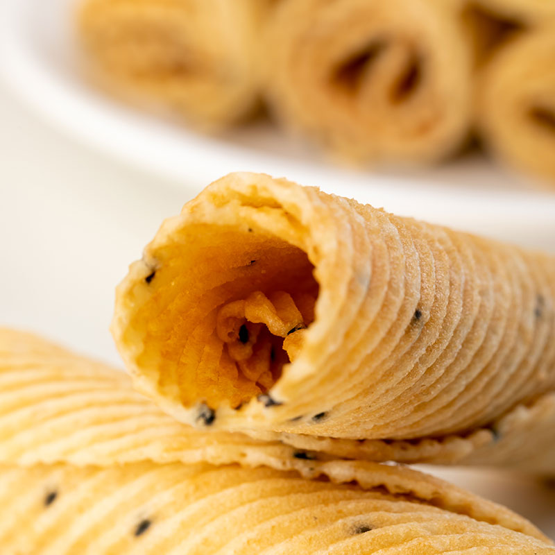 肥上 老式鸡蛋卷 206g/箱   蛋香四溢，香甜不腻，好吃小零食，时令美味，口口经典，老少都能吃