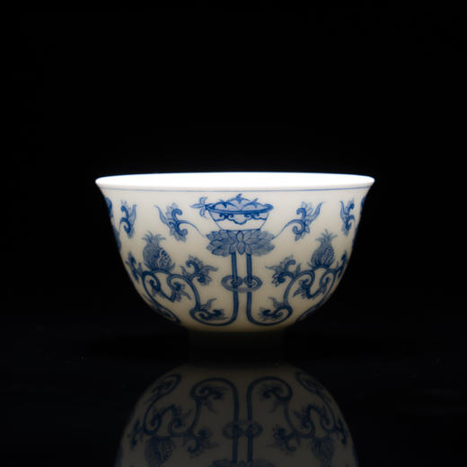 青花缠枝花果纹杯 商品图1