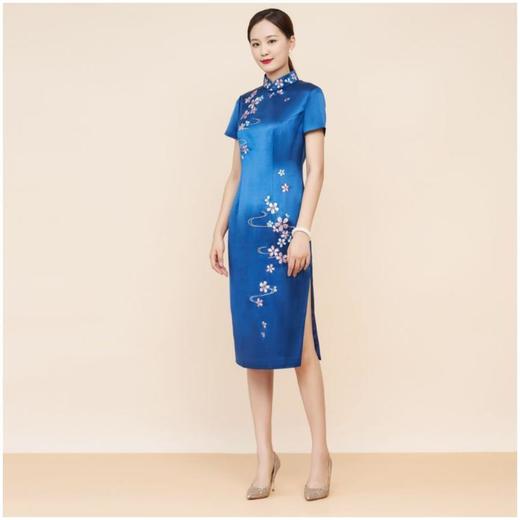3楼 陶玉梅淬蓝樱花旗袍 商品图4