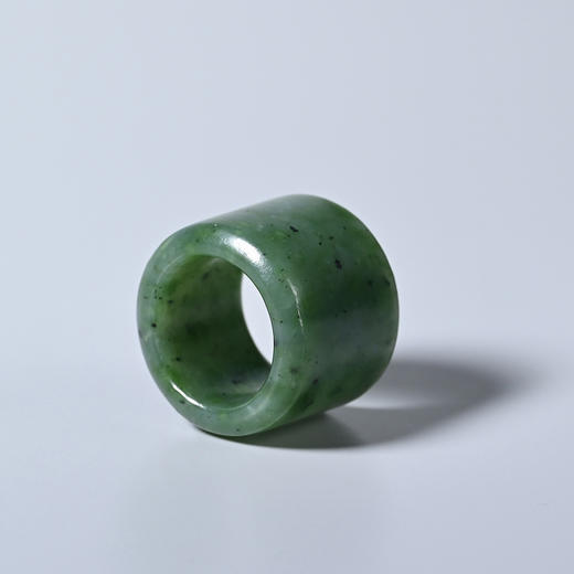 清代和田碧玉扳指儿 商品图4