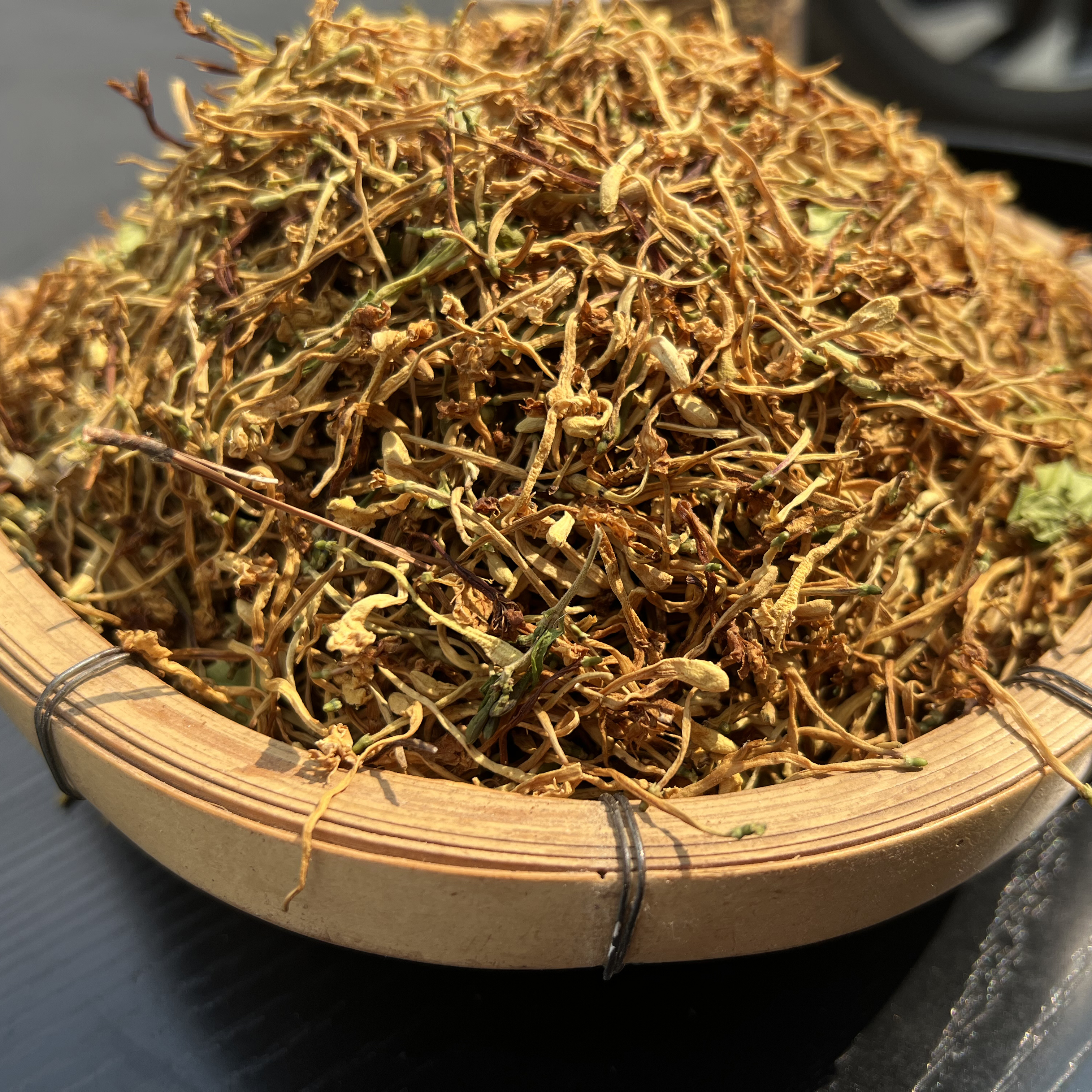 野生金银花  清香微甜   手工采摘 天然晾晒