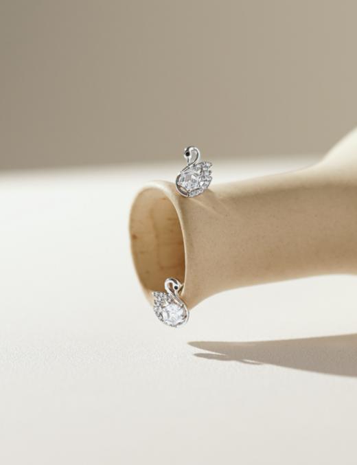 【日本GUNEFUU古那福锆石系列耳钉礼盒装】白领必备，气质加倍小神器来了！！！ 商品图1