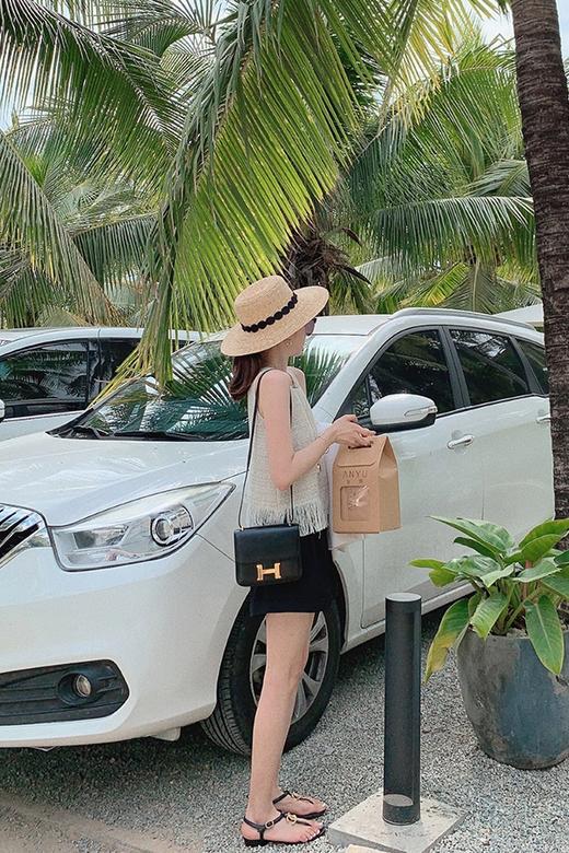 金蘑菇菇【香水千金】贯穿春夏整季搭配！无袖背心短裤 商品图3