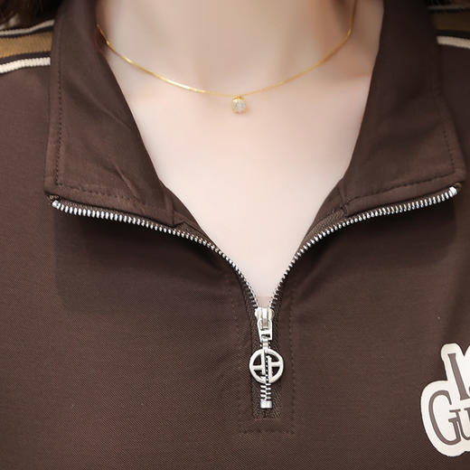 QYMHG-23A26RLS-L 2023年夏款翻领短袖时尚小衫简约宽松休闲气质九分小脚裤两件套 商品图3