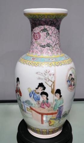 粉彩人物花兰瓶