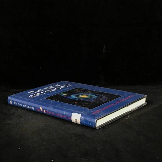 新天文学 数百幅彩色插图 精装16开 商品图1