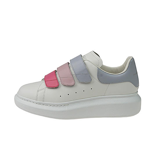 ALEXANDER MCQUEEN 亚历山大.麦昆 女士皮革蓝尾阔型三绑带休闲运动鞋 白色 721409 WICY8 8872 商品图1