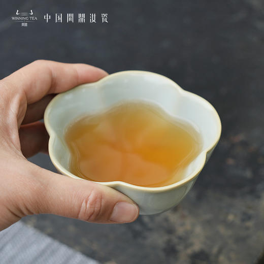 问鼎汝瓷鼎峰系列天青老款大梅花杯 商品图2
