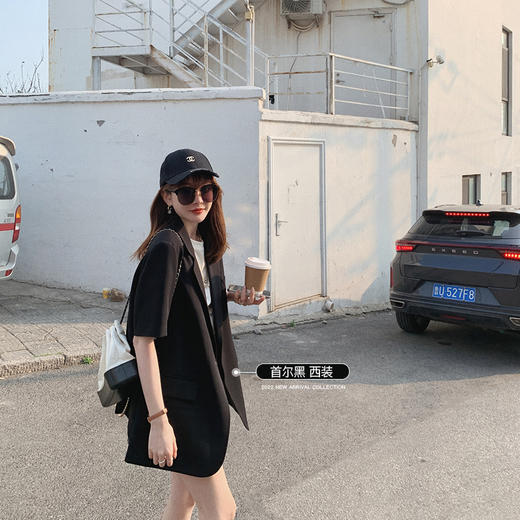 金蘑菇菇【黑标线 买手店，黑色、灰色半裙】半裙 商品图2