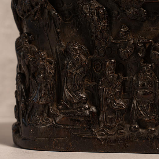 清 紫檀木雕八仙人物笔筒 商品图3