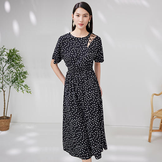 EITIE爱特爱夏季新款时尚气质复古波点修身连衣裙B2307130 商品图1