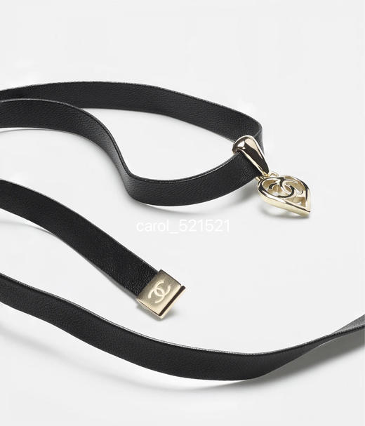 强推必收！C 项链 可甜可盐上身惊艳的小羊皮Choker 盘活简单T恤的颈饰 商品图1