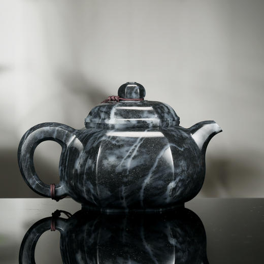 和田玉（青花）玉壶--六方壶（宋鸣放6621）394.37G 商品图1