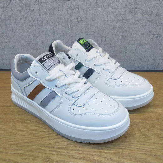 2021新款豪行春季女鞋单鞋21178351真皮潮鞋运动鞋女板鞋专柜正品 商品图1