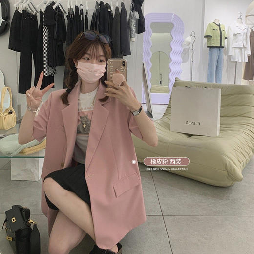 金蘑菇菇【黑标线 买手店，黑色、灰色半裙】半裙 商品图1