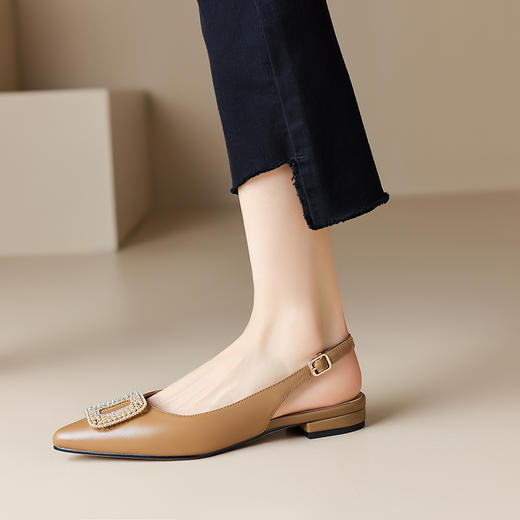 优雅法式，混种羊皮尖头金属装饰后空凉鞋YCJX-HL-1382 商品图5
