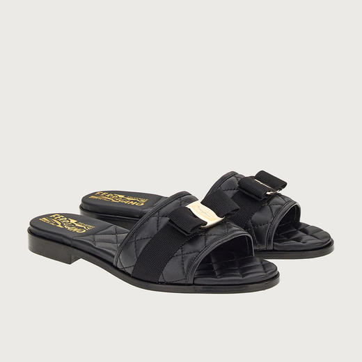 FERRAGAMO 菲拉格慕 女士VARA蝴蝶结休闲拖鞋 黑色 753739 商品图0