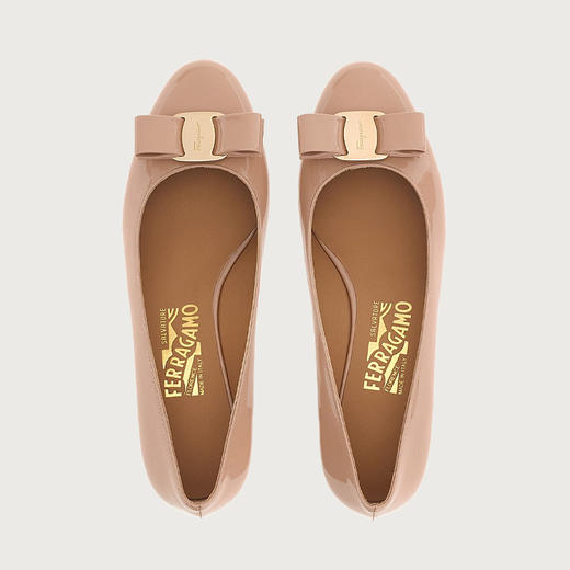 FERRAGAMO 菲拉格慕 女士皮革 VARA 蝴蝶结高跟鞋 裸色 753641 商品图2