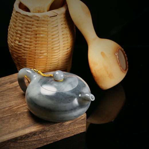 和田玉（青花）玉壶--扁壶（宋鸣放6639）157.44g 商品图0