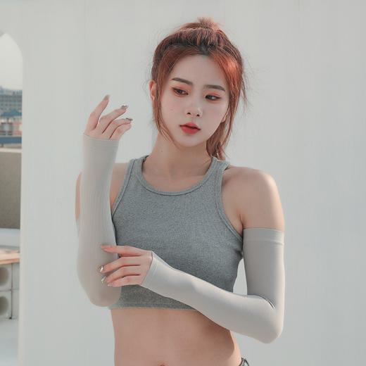 亲子款【19.9抢2双！驱蚊防晒冰袖】男女通用吸湿排汗隔热、高弹力不紧绷！冰镇清爽隔热手臂套袖成人，舒适透气防滑落，儿童防晒冰袖 商品图11