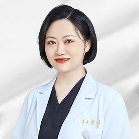 军大整形微创科技术院长—薛美思