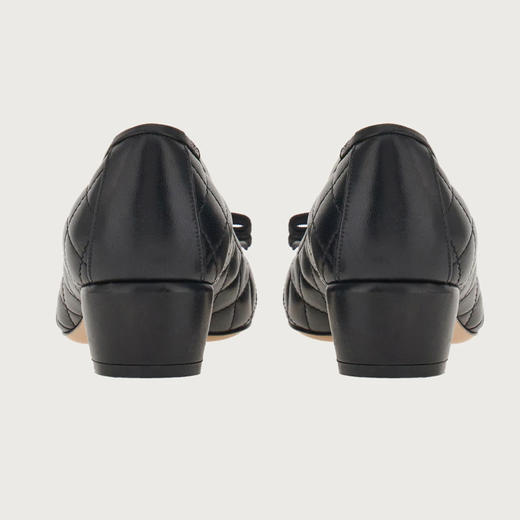 FERRAGAMO 菲拉格慕 女士皮革 Vara 蝴蝶结高跟鞋 黑色 672114 商品图2