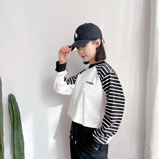 慵懒风长袖T恤23春夏新款字母印花休闲宽松拼接条纹短款上衣女 商品图3