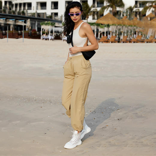 【户外防水面料】宽松轻薄运动休闲长裤-腰口抽绳 脚口束口 商品图2