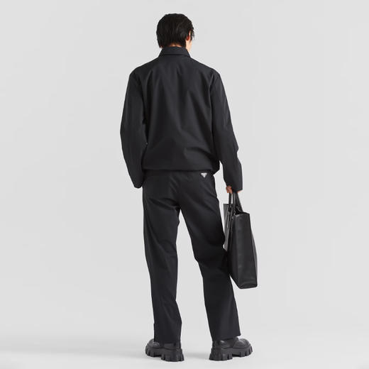 PRADA 普拉达 男士弹力科技面料珐琅金属三角形徽标休闲裤 黑色 SPH252 11QL F0002 商品图2