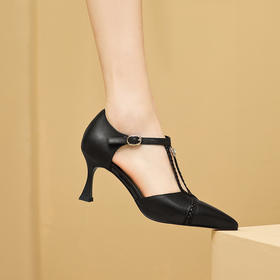 优雅百搭，尖头真皮高跟凉鞋XL588