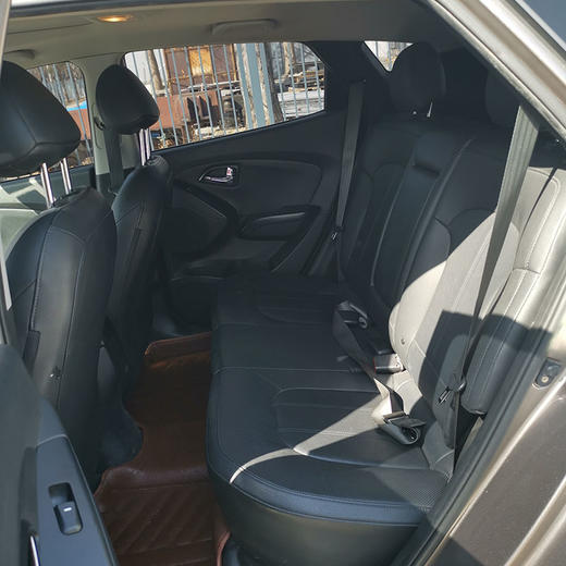 现代	ix35 2.0L 自动两驱智能型 国IV 【长租-北京】 商品图4