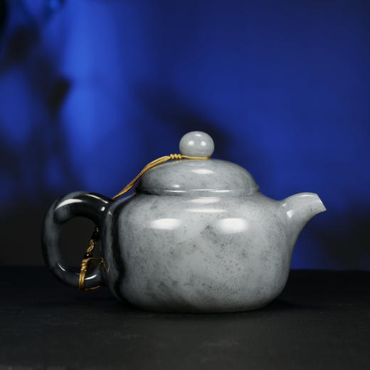 和田玉（青花）玉壶--宫廷壶（宋鸣放）388.07G 商品图1