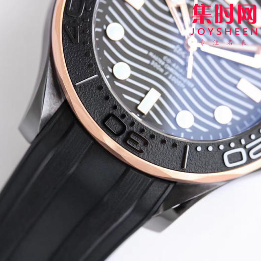 墨黑海马 桀骜登场 欧米茄OR新品海马300系列 陶瓷海马 男士机械腕表 商品图5