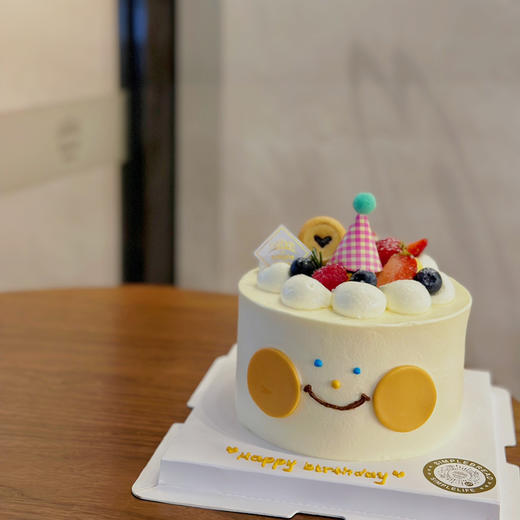 可爱笑脸蛋糕😊（帽子和水果装饰随机） 商品图0